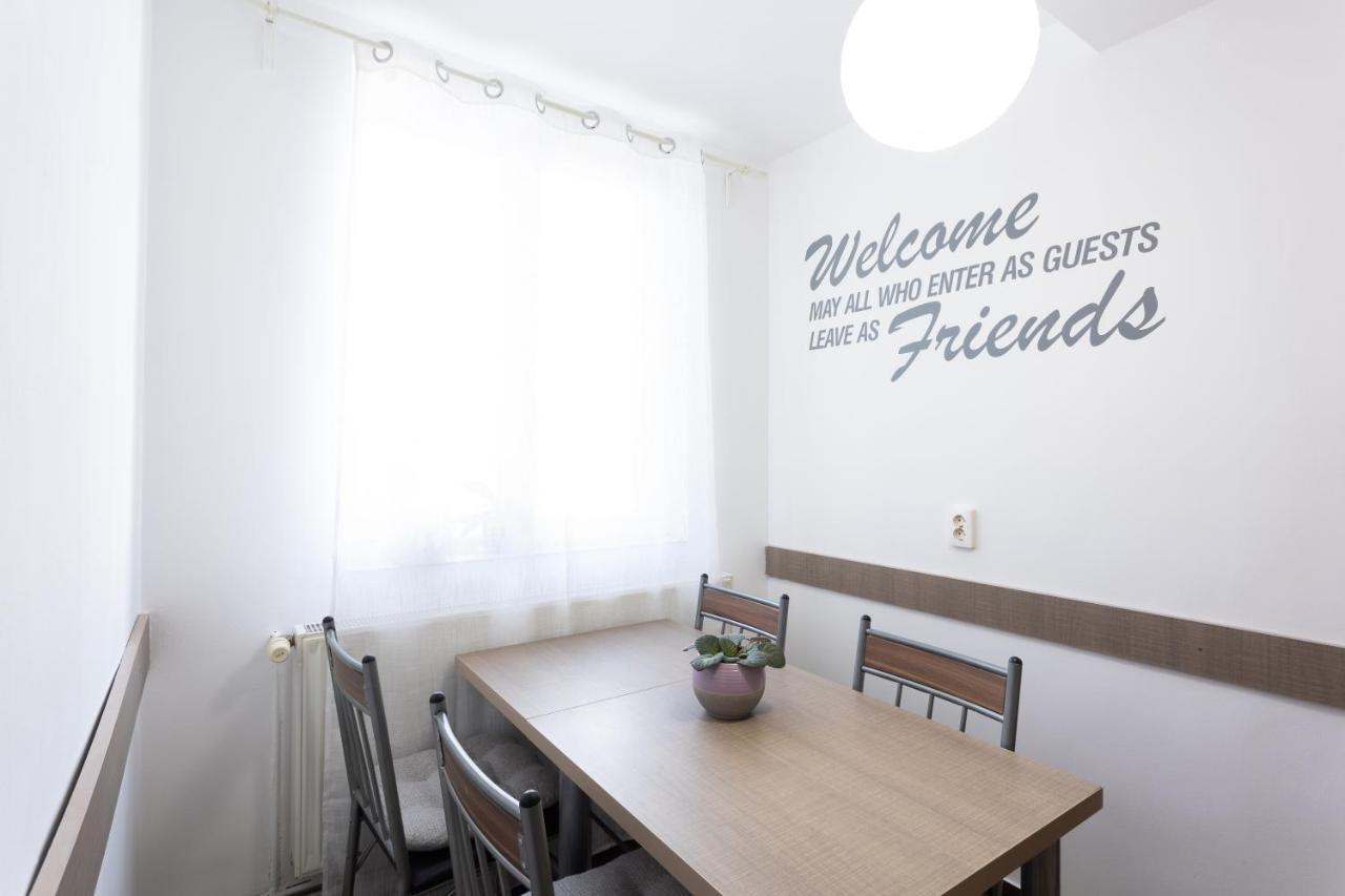 Central Apartment Тыргу-Муреш Экстерьер фото