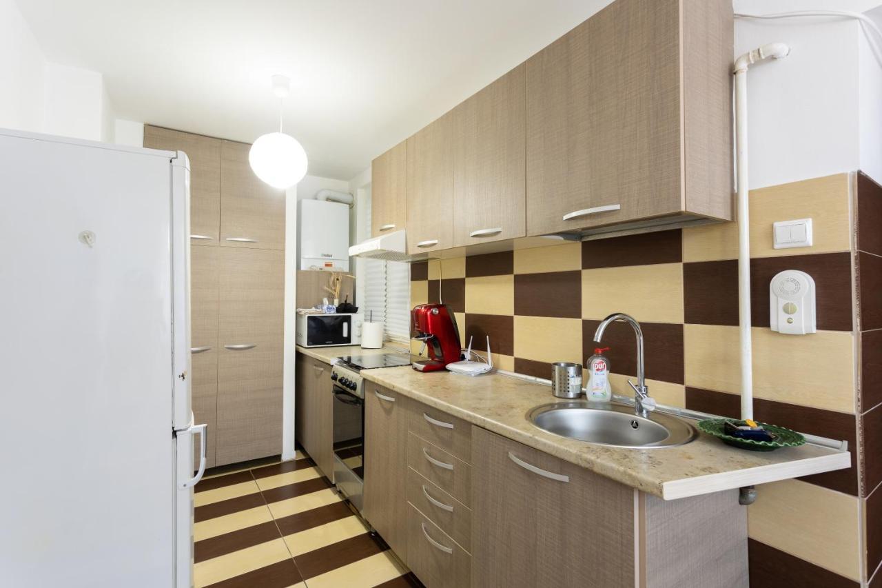 Central Apartment Тыргу-Муреш Экстерьер фото