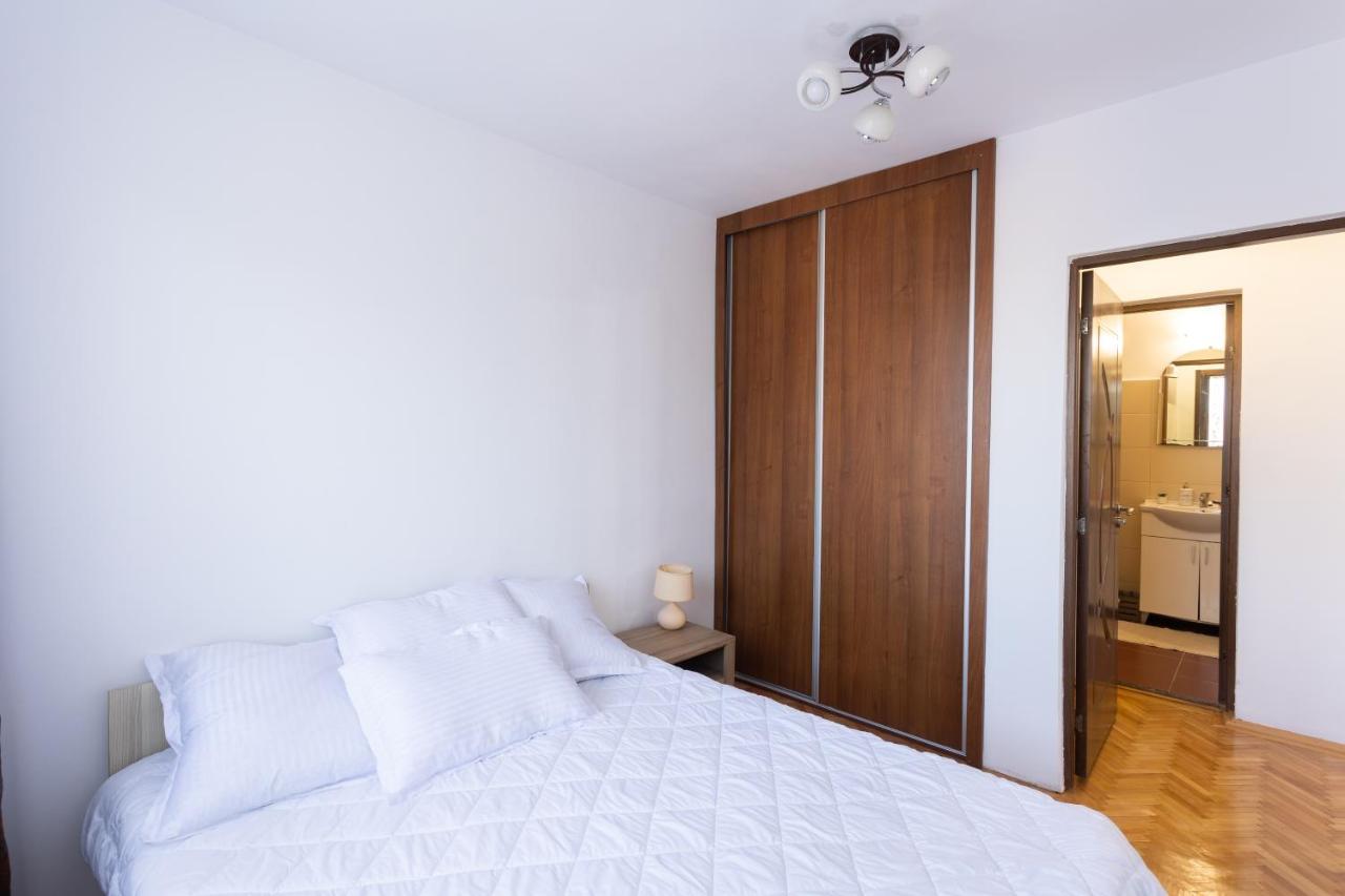 Central Apartment Тыргу-Муреш Экстерьер фото